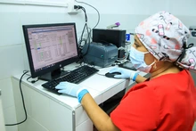 Mientras se construye el nuevo hospital, la atención en salud continúa en la sede comunal de Terrón Colorado
