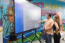 Más de 400 estudiantes de la IEO Evaristo García se benefician con nueva aula de bilingüismo en Cali