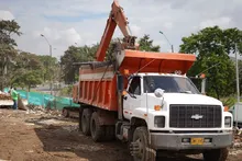 Cali fortalece el manejo de residuos de construcción con operación permanente en la Estación de Transferencia de la 50