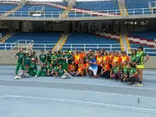 Cerca de 400 caleños se activaron con el programa ‘Carreras y Caminatas’ en el estadio Pascual Guerrero