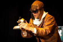 Se estrena en el Teatro Municipal Enrique Buenaventura ‘La Rosa del Asteroide’: obra que inspiró la historia real de ‘El Principito’