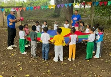 Programa ‘Deporte al Barrio’ llevó recreación a más de 400 niños en la Institución Educativa de Navarro
