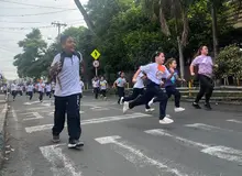 Cientos de estudiantes recorrieron el barrio Villa Colombia en la ‘III Carrera de la Mujer Villacolombiana’