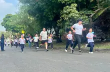 Cientos de estudiantes recorrieron el barrio Villa Colombia en la ‘III Carrera de la Mujer Villacolombiana’