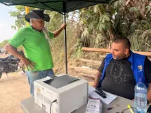 Jornada interinstitucional acerca servicios del Sisbén a los ‘chaneros’ en la Estación de Transferencia de la carrera 50