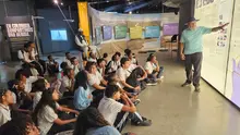 Estudiantes de Cali recorren la exposición ‘Hay futuro, si hay verdad’: memoria histórica sobre el conflicto armado