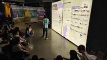 Estudiantes de Cali recorren la exposición ‘Hay futuro, si hay verdad’: memoria histórica sobre el conflicto armado