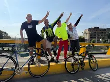 Cali se puso en movimiento: caminata y Ciclovida reunieron a familias en una jornada recreativa