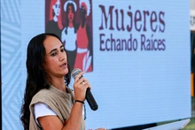 Gestión internacional del alcalde Alejandro Eder concreta recursos de cooperación para vivienda y empleo de mujeres en Cali