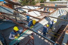 Gestión internacional del alcalde Alejandro Eder concreta recursos de cooperación para vivienda y empleo de mujeres en Cali