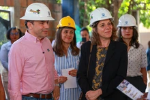 Gestión internacional del alcalde Alejandro Eder concreta recursos de cooperación para vivienda y empleo de mujeres en Cali
