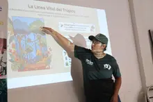 Con jardines polinizadores, la comunidad en Brisas de las Palmas busca mitigar los efectos del cambio climático