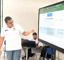 ¡Transparencia en acción! Escuela ‘Pa’ que Veás’ llega a la Comuna 13 y sigue creciendo
