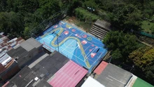Dos canchas múltiples volvieron al servicio de la ciudadanía en la Comuna 1: con recursos del empréstito