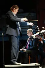 Cuando Cali se une, la cultura llena: éxito total de la Orquesta Filarmónica en el Teatro Municipal Enrique Buenaventura