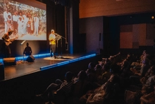 La obra ‘Hewa Rwanda’ conmovió a los asistentes al Teatro Municipal Enrique Buenaventura: una experiencia de arte, duelo y sanación colectiva