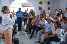 Alcaldía atiende solicitudes de habitantes del barrio Alirio Mora Beltrán en la comuna 14
