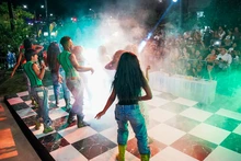 El Bulevar del Oriente vibró con la semifinal del concurso del ‘Rey del Pop’ en Cali