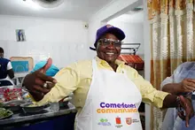 Secretaria de Bienestar Social se puso el delantal para cocinar y compartir con las gestoras del Comedor Casa Libertad