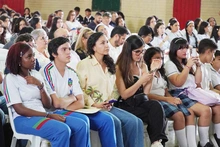 Cali le apuesta a un modelo de educación diferente: la Alcaldía llega a las aulas y responde en el territorio