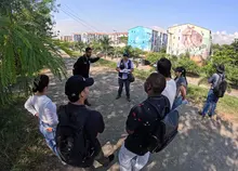 El jarillón del río Cauca se convirtió en un aula abierta para estudiantes de Planeación Territorial de la Universidad de San Buenaventura