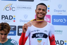 Ciclistas de ‘Cali Élite’ entregan medallas al Valle del Cauca en el ‘Nacional de Pista’ de Bucaramanga