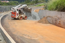 ¡Obras que se ven! En el barrio Meléndez se alistan para decirle adiós a los trancones: ampliación de la Carrera 80 entró en su recta final