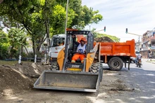 Nueva maquinaria amarilla de Cali alcanza 96,3% de avance y ya fortalece la recuperación vial