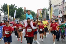 La familia se reunió en torno a la carrera 4.2K y la 1.6K kids de la Maratón de Cali 2026