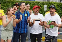 La pasoancho con 32 se llenó de alegría para apoyar a los corredores de la Maratón 2026