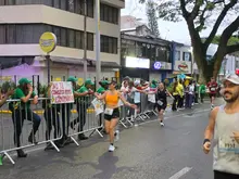 Con acciones ambientales y pedagógicas, Uaesp acompañó y alentó a más de 20 mil deportistas durante la Maratón de Cali 2026