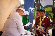Con acciones ambientales y pedagógicas, Uaesp acompañó y alentó a más de 20 mil deportistas durante la Maratón de Cali 2026