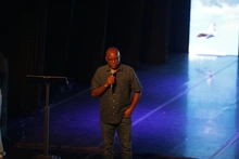 Una noche de versos, música y encuentro dio inicio al Festival Internacional de Poesía de Cali