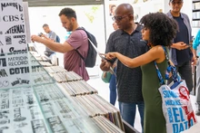 El barrio Obrero fue un tapete un musas: particiapntes del poetas del Festival Internacional se abrazaron con la historia y la tradición de Cali