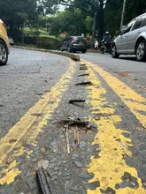  Se refuerza la seguridad vial con reposición de segregadores en puntos críticos de Cali