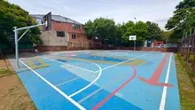 Brisas de Los Álamos recupera su cancha múltiple: un espacio renovado para el deporte y la convivencia