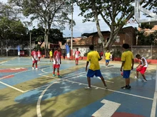Alcaldía generó una gran felicidad en la comunidad de Manuela Beltrán con la entrega de su cancha múltiple