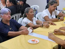 ‘Cartas a Mamá’: 41 mujeres beneficiarias de CuidArte disfrutaron de un espacio de bienestar y reconocimiento