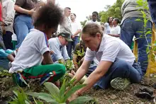 POV: Cuando los niños le enseñan al Alcalde a sembrar; así fue la jornada por la educación ambiental en Cali