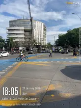 Cali avanza hacia una movilidad más segura con la instalación de temporizadores semafóricos