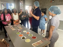 Alcaldía de Cali capacita al personal que manipula los alimentos que entrega el Programa de Alimentación Escolar, PAE