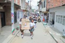 De Donde Vengo Yo: un viaje a las raíces que fortalece la identidad de los jóvenes en la comuna 13