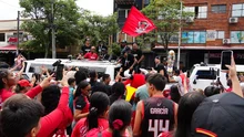 Espectacular recibimiento de los caleños a su equipo Toros del Valle luego de coronarse campeón de la Liga de Baloncesto 