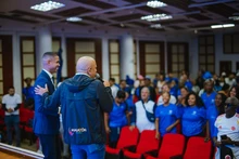 Cali reconoce y pondera la labor de entrenadores y monitores deportivos