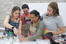 Con la estrategia ‘Escuelas que Alimentan Futuro’, Alcaldía de Cali fortalece los hábitos alimenticios de 1.250 niños, niñas y jóvenes