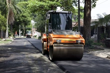 Con nueva pavimentación, Alcaldía de Cali avanza en la recuperación en las calles del barrio Vipasa