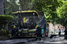 Con nueva pavimentación, Alcaldía de Cali avanza en la recuperación en las calles del barrio Vipasa