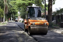 Con nueva pavimentación, Alcaldía de Cali avanza en la recuperación en las calles del barrio Vipasa