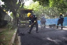 Con nueva pavimentación, Alcaldía de Cali avanza en la recuperación en las calles del barrio Vipasa