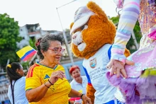 Alcaldía de Cali recuperó y entregó la cancha sintética del parque La Horqueta